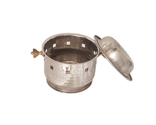 Load image into Gallery viewer, Stainless Steel Hammered Round Snack Warmer with Serving Tray, Brass Handles, 6&quot;
