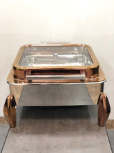 Charger l&#39;image dans la galerie, Stainless Steel Rose Gold Finish Hydraulic Chafing Dish, Square, 7 Liters, Glass Lid
