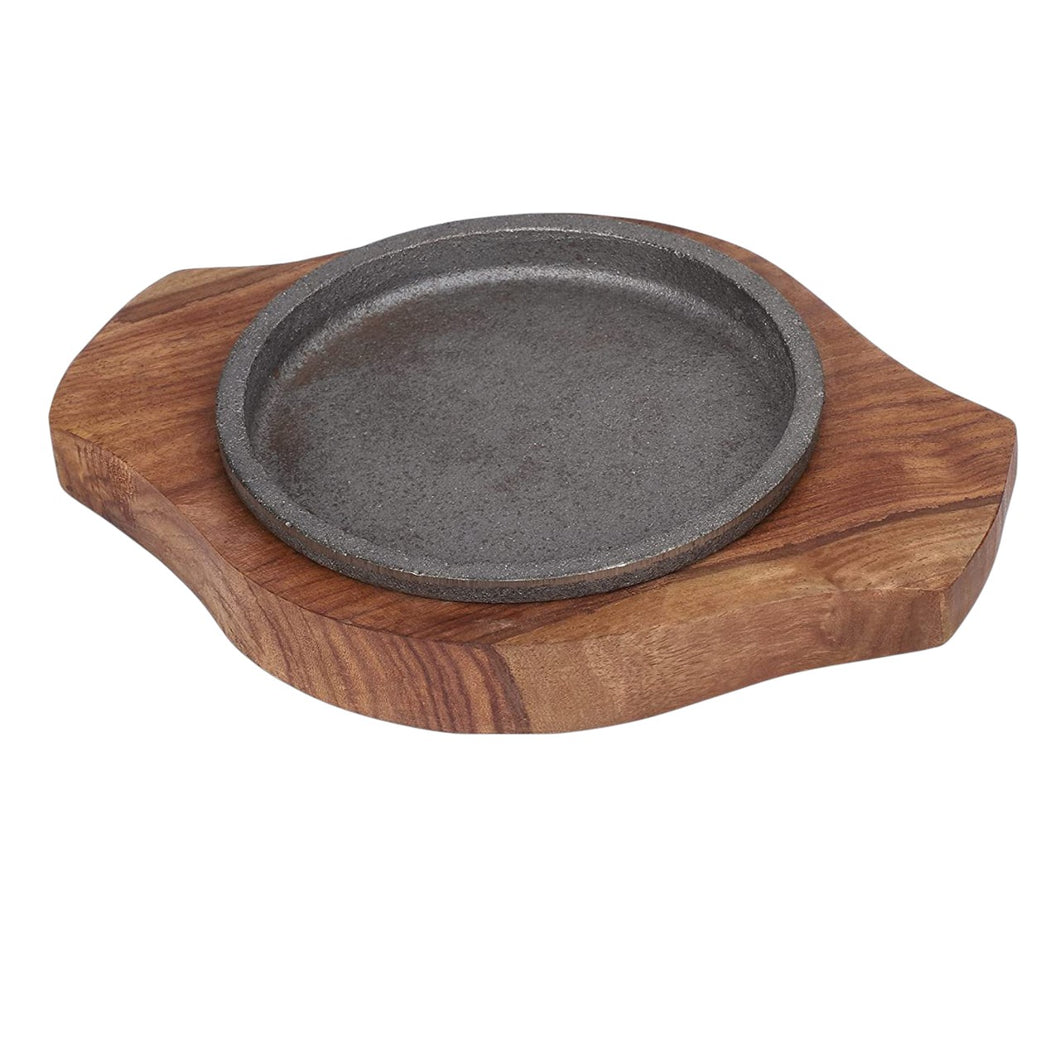 Wooden brownie sizzler platter, cast iron plate