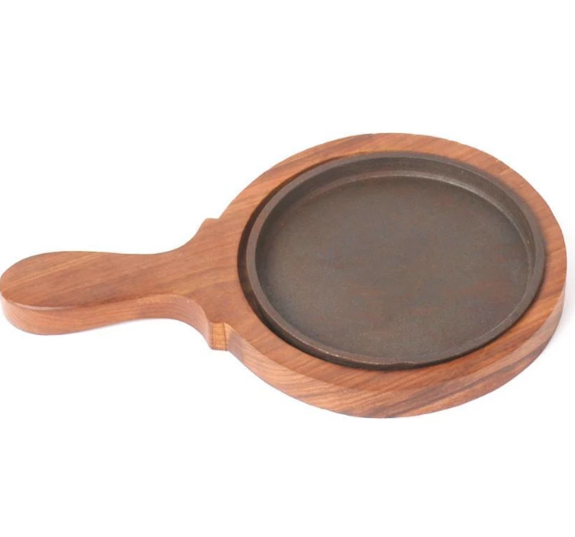 Wooden Round Sizzler with Handle & Cast Iron Plate - 6