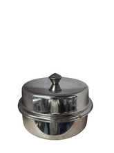 Charger l&#39;image dans la galerie, Stainless Steel Round Serving Pan or Bowl with Cover, 3 Liters
