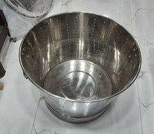 Charger l&#39;image dans la galerie, Stainless Steel Round Hole Bucket, 16&quot; Diameter, Commercial Colander
